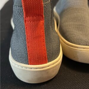 Rothy's high top
Slip on